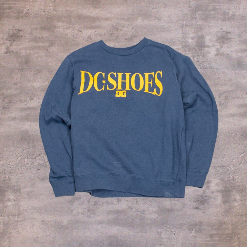Y2K 00's DC Shoes Spell Out Collegiate Skater Blue Crewneck Sweater